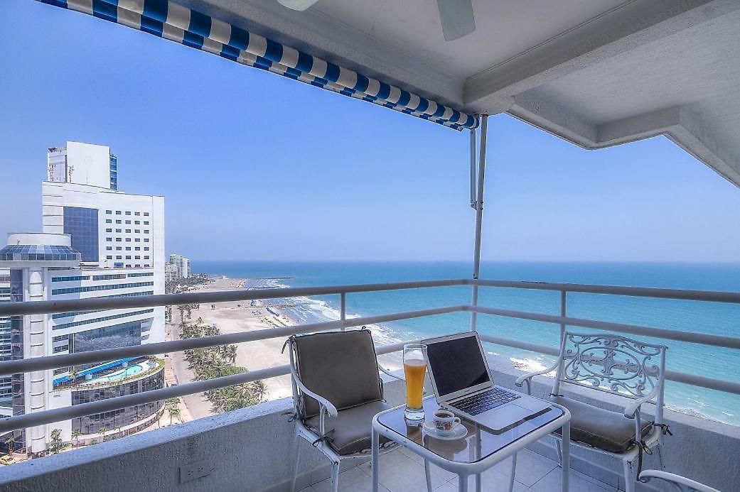 Bocagrande Pelican - Con Vista Al Mar Apartamento *