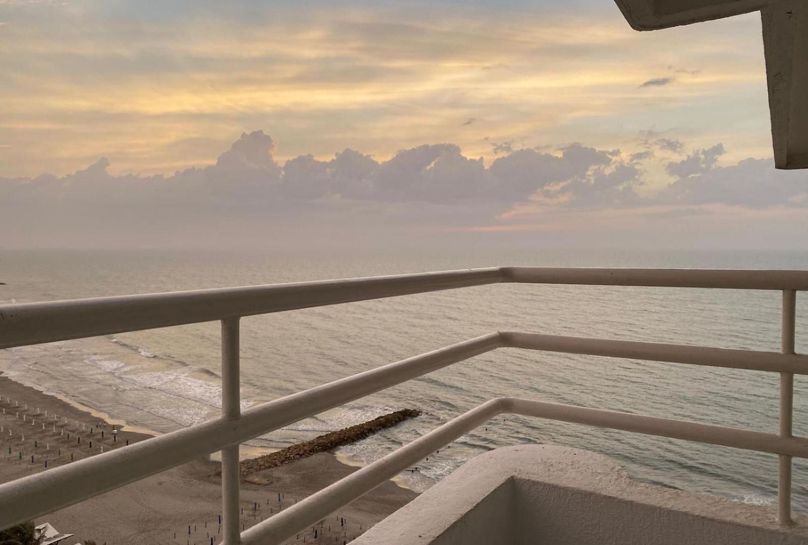 Bocagrande Pelican - Con Vista Al Mar Apartamento Cartagena